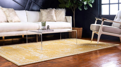 Bromley Collection Area Rug - Wells (4' 1" x 6' 1" Rectangle, Yellow/ Ivory)
