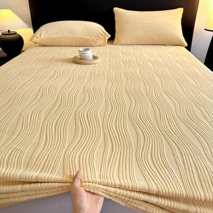 Velvet Fitted Sheet King Size - Soft Bed Sheet with Luxurious Water Wave Pattern, Elastic Deep Pocket Mattress Cover 15" for a Secure Fit, No Pillowcases, Light Yellow